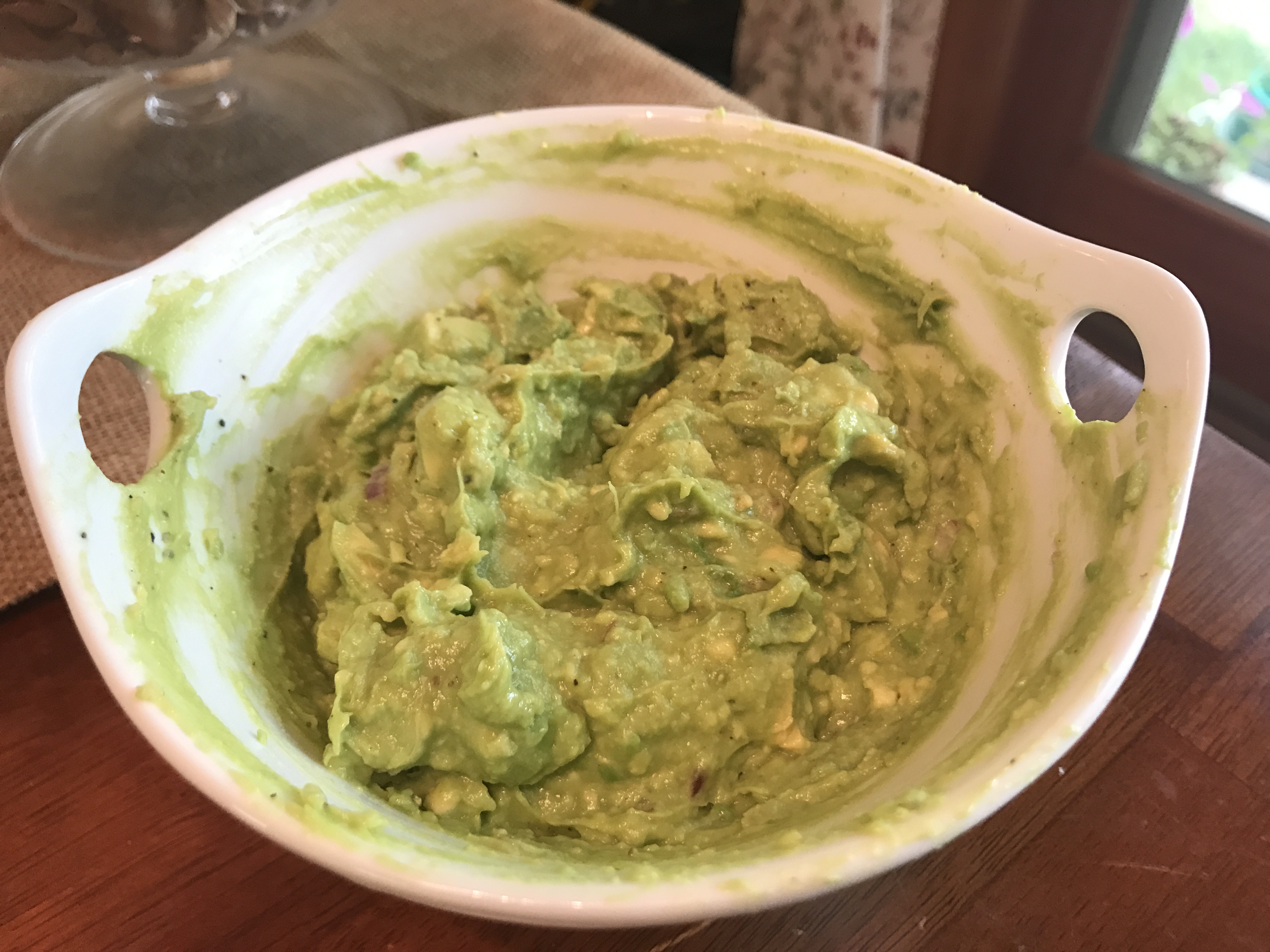 You are currently viewing Recipe: Fresh & Flavorful Guacamole