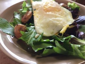 Read more about the article Recipe: Easy Breakfast Greens